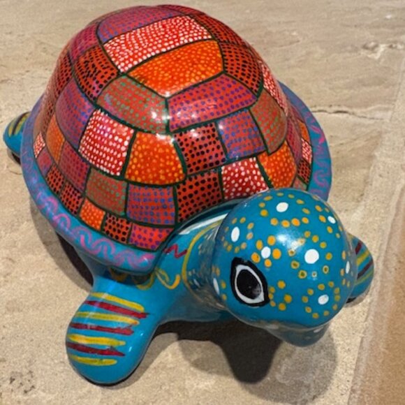 Talavera Mexican Folk Art Terracotta Hand Painted Turtle Trinket Box w/Lid - Picture 1 of 7